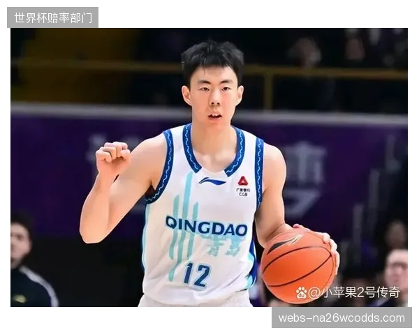 段昂君在青岛队迎来爆发赛季，成为本土新生代得分后卫的佼佼者。